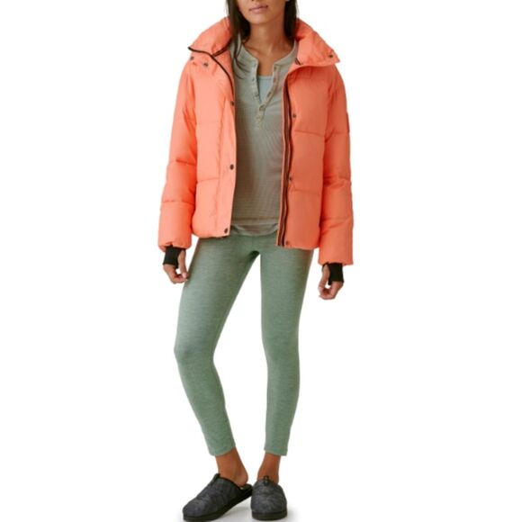 Bass Outdoor Discovery Puffer Jacket Coat Small NWT - Picture 2 of 8